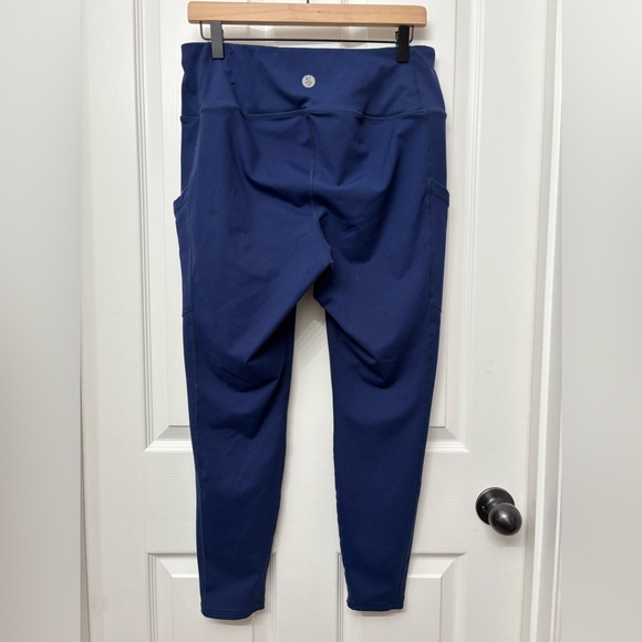 Navy Pocket Leggings | Torrid Size 1 - Picture 6 of 9